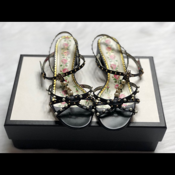 Gucci Strappy Black Sandal with Spikes, Pearls and Bee detail 🐝 - Picture 8 of 11